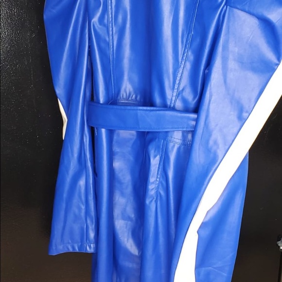 Blue and white faux leather dress - Picture 3 of 3